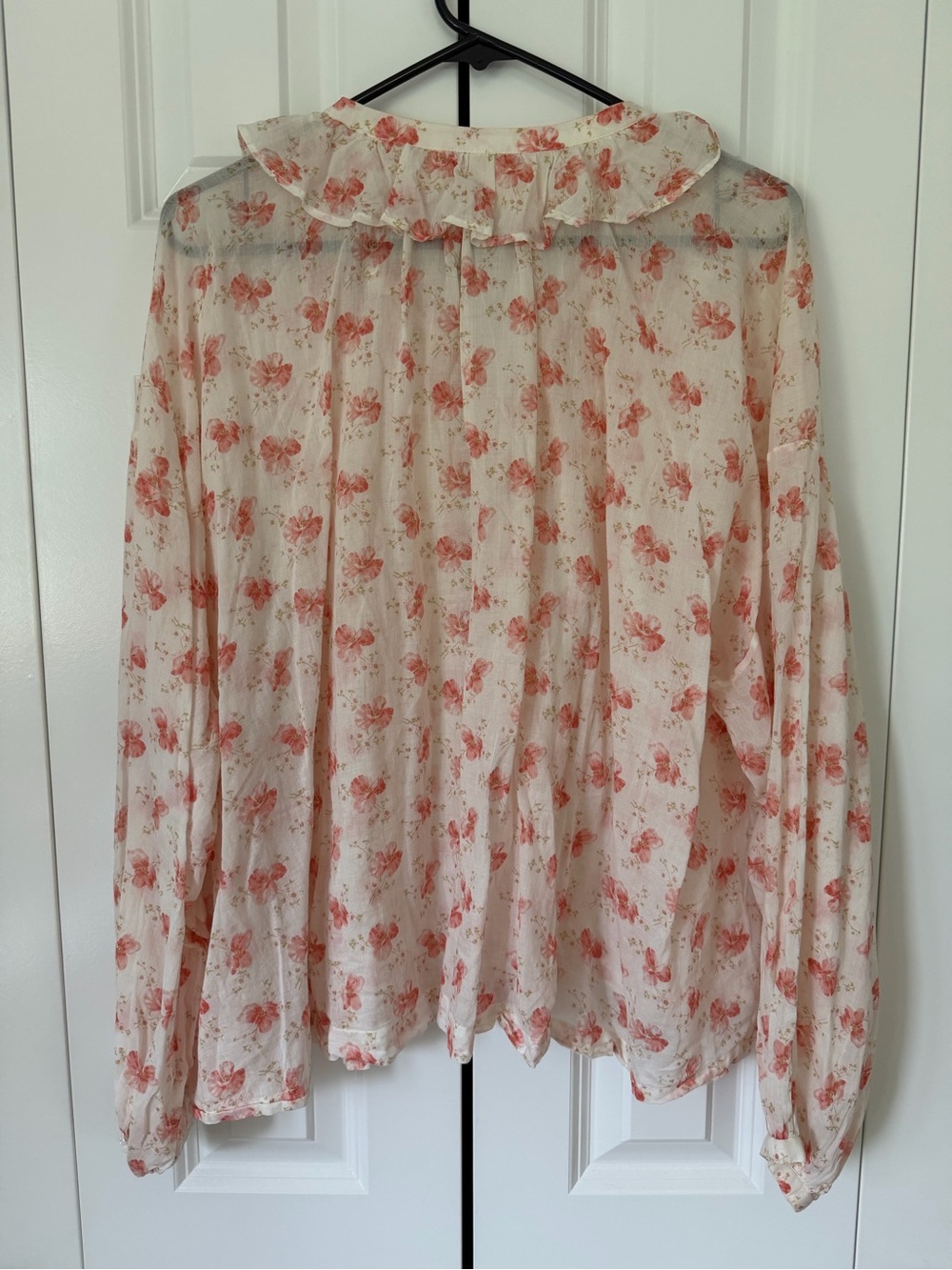 Doen Cream Blouse with Pink Floral Print - Picture 4 of 6